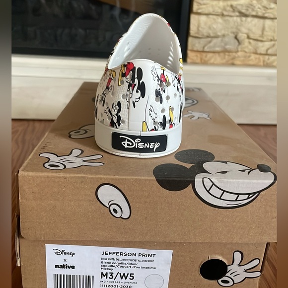 Disney Mickey shoes - Picture 6 of 7
